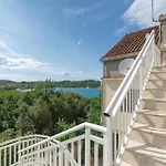 Vr Apartmán Račišće