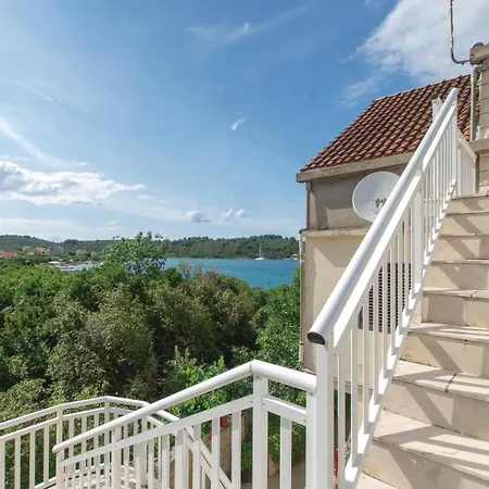 Apartment Racisce Vr Apartment Račišće